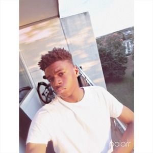 Meet your Posher, Junior nelson